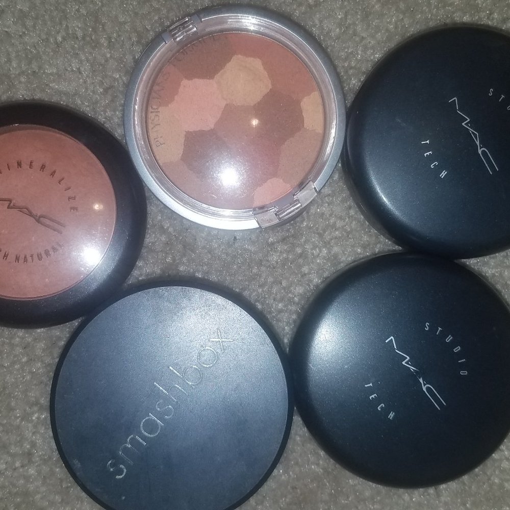 MAC foundation and bronzer/blush